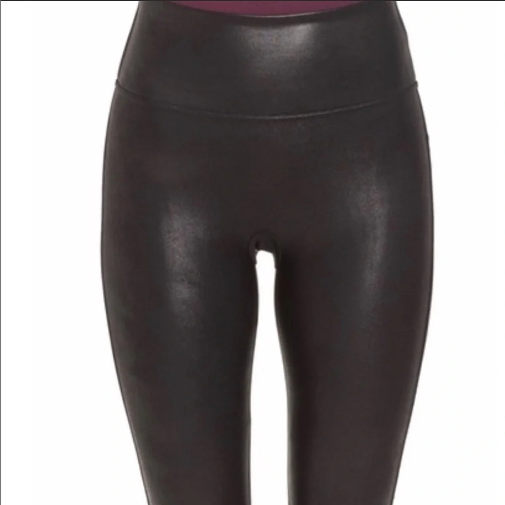 SPANX | NWT black faux leather legging size M